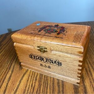 Empty Wood Cigar Box A. Fuente Fina 8-5-8 Dominican Republic